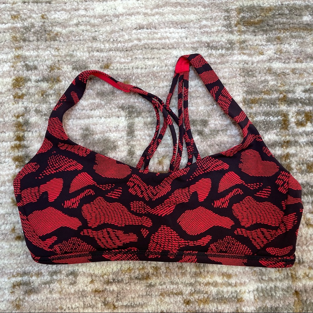 Lululemon Free To Be Wild Sports Bra; Size 6
